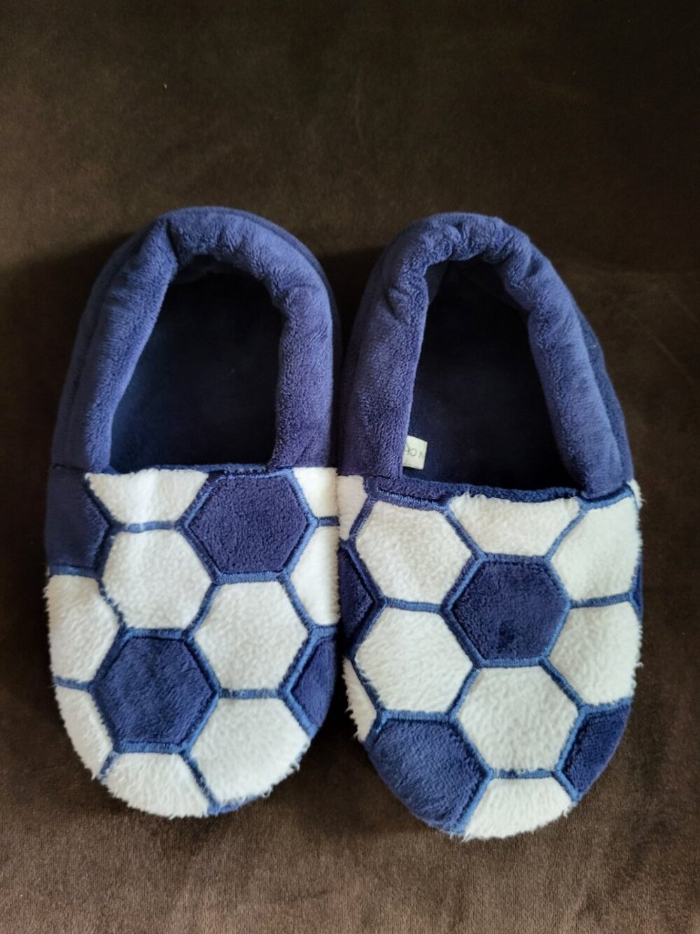 Boys Soccer Slippers size 12/13